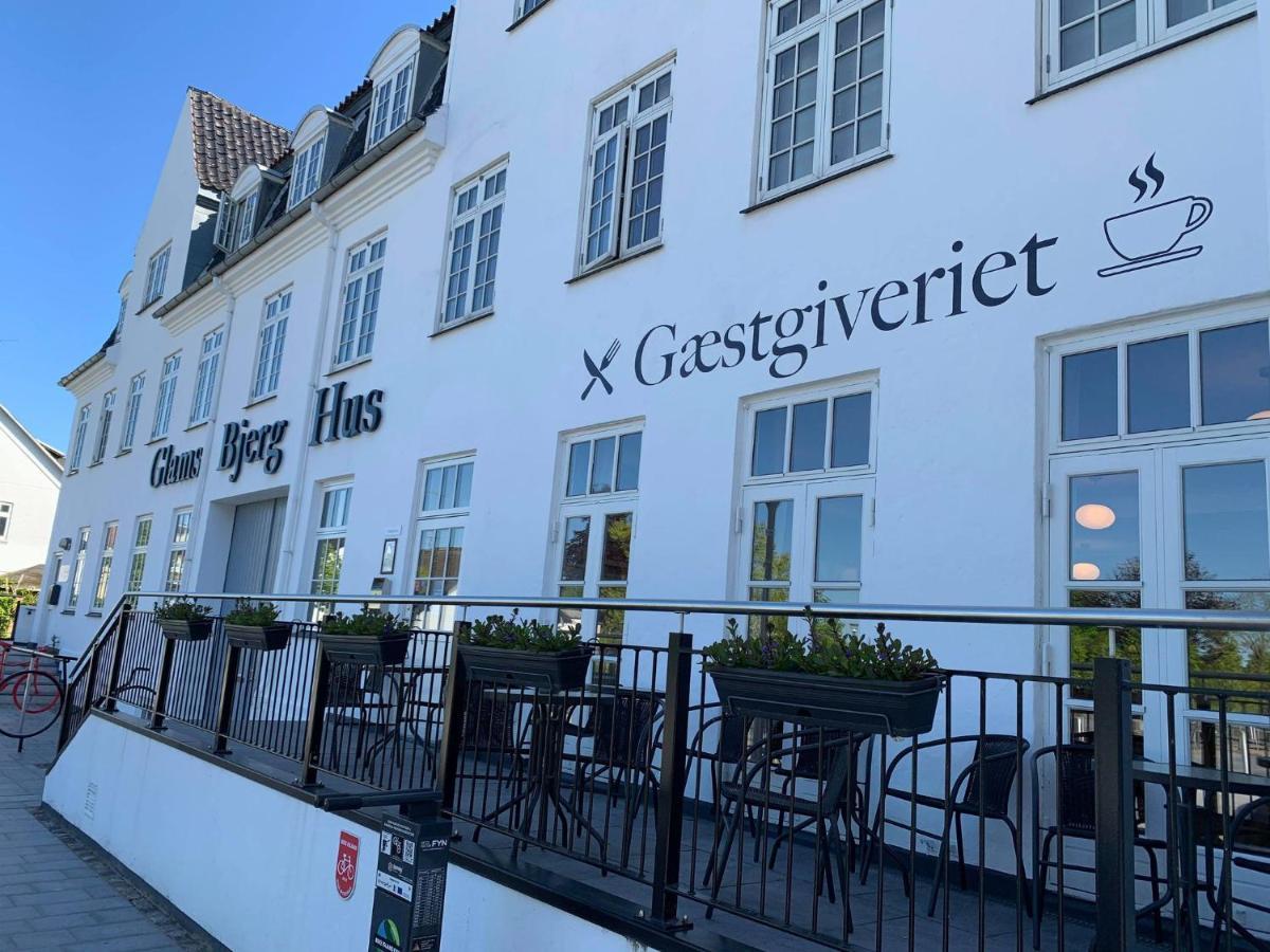 GlamsBjergHus Aparthotel Bagian luar foto